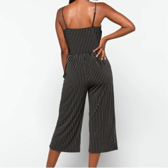 NWOT KAILEIGH Rica Black/White Striped Side Tie Knit Pocket Crop Jumpsuit 3X - Picture 6 of 12